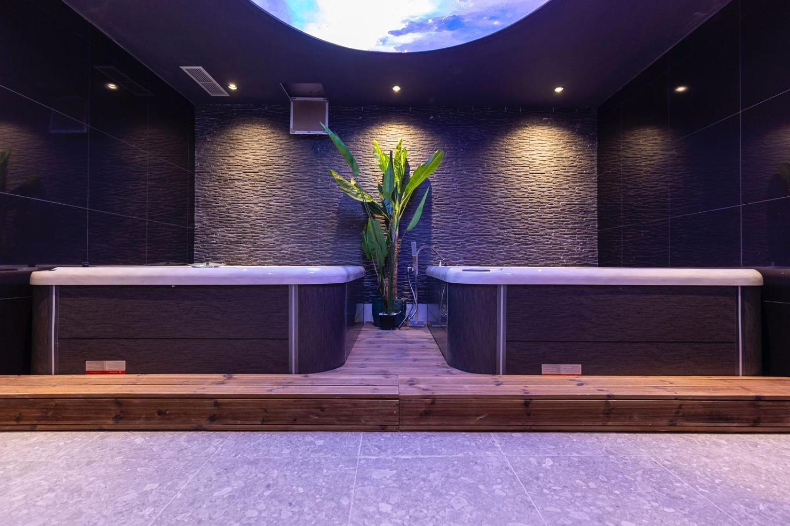 Yzberishti Destiny Hotel & Spa מראה חיצוני תמונה